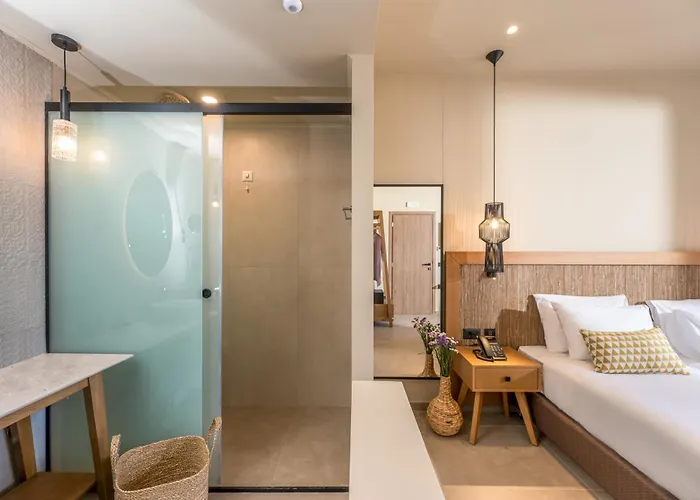 Pyria 4* Χερσόνησος