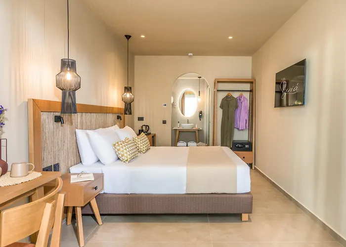 Pyria 4* Χερσόνησος